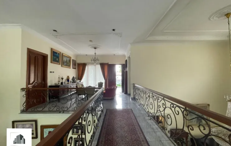 5 Bedroom House in a TownHouse Near Kemang, South Jakarta 12