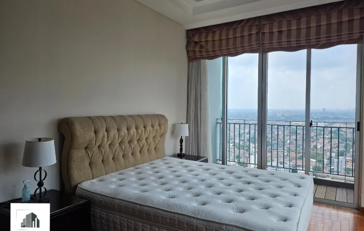 Penthouse 4 BR Modern Interior Kemang Village 18