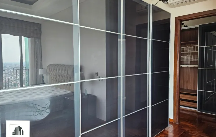 Penthouse 4 BR Modern Interior Kemang Village 20