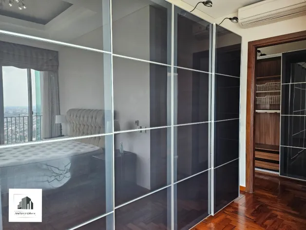 Apartemen Disewa Penthouse 4 BR Modern Interior Kemang Village 20 watermark_1736523941034
