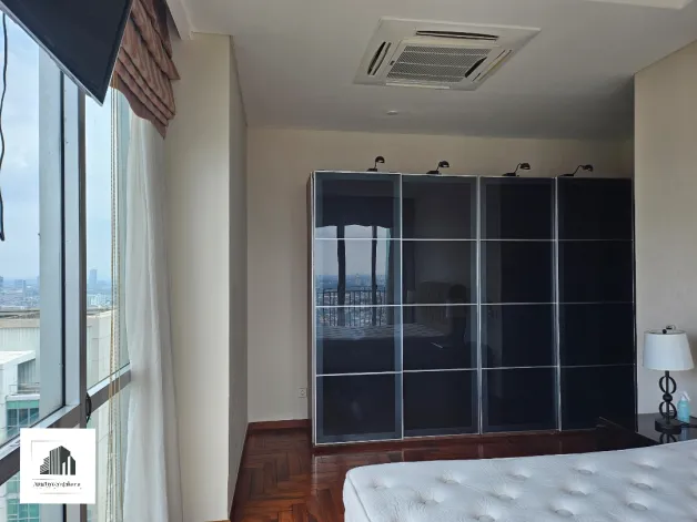 Apartemen Disewa Penthouse 4 BR Modern Interior Kemang Village 19 watermark_1736523985343