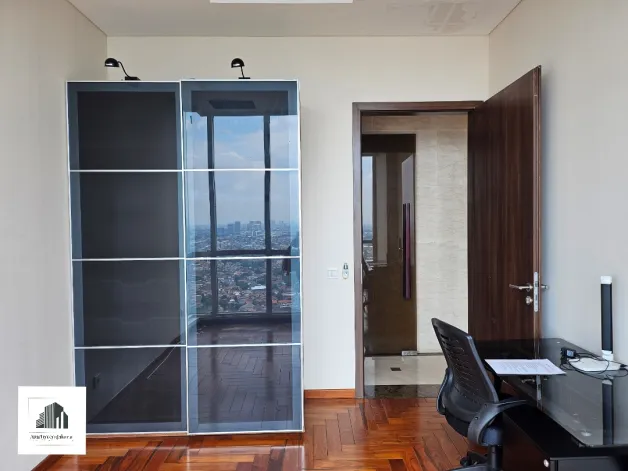 Apartemen Disewa Penthouse 4 BR Modern Interior Kemang Village 25 watermark_1736524342689