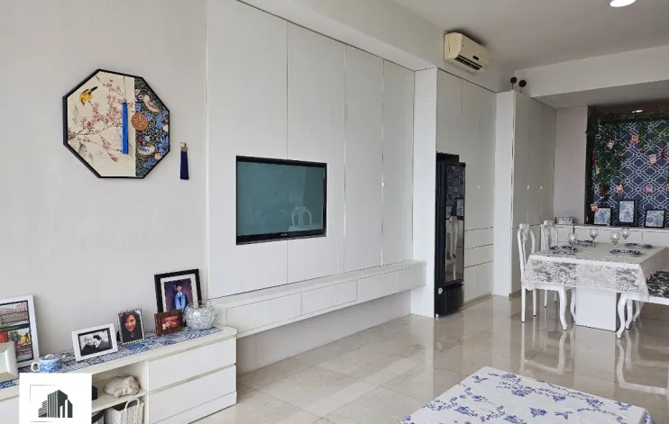 For Sale 2 BR Ritz Semi Furnished  5