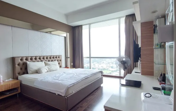 The 2 BR Ritz kemang Village With City View 5