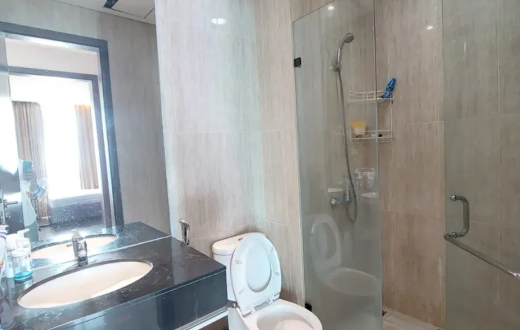 The 2 BR Ritz kemang Village With City View 9