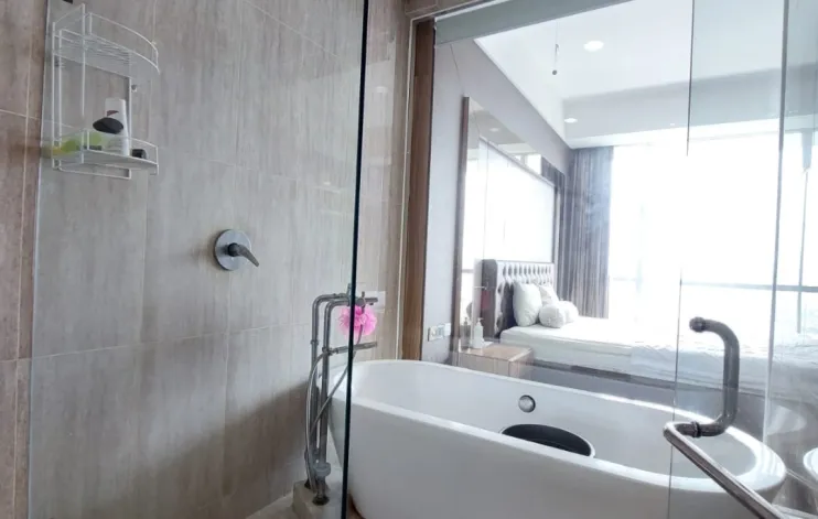 The 2 BR Ritz kemang Village With City View 6