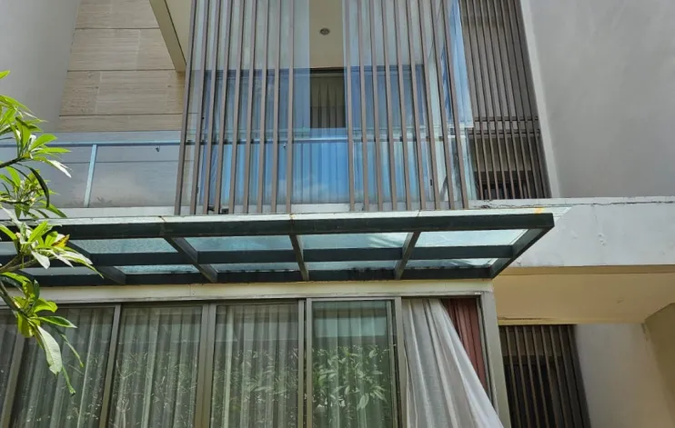 4 BR Seafront Townhouse Ancol 13