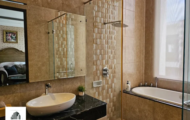 4 BR Seafront Townhouse Ancol 26