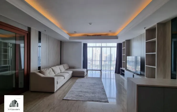 4 Bedrooms Private Lift Essence Darmawangsa 1
