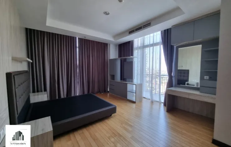4 Bedrooms Private Lift Essence Darmawangsa 5