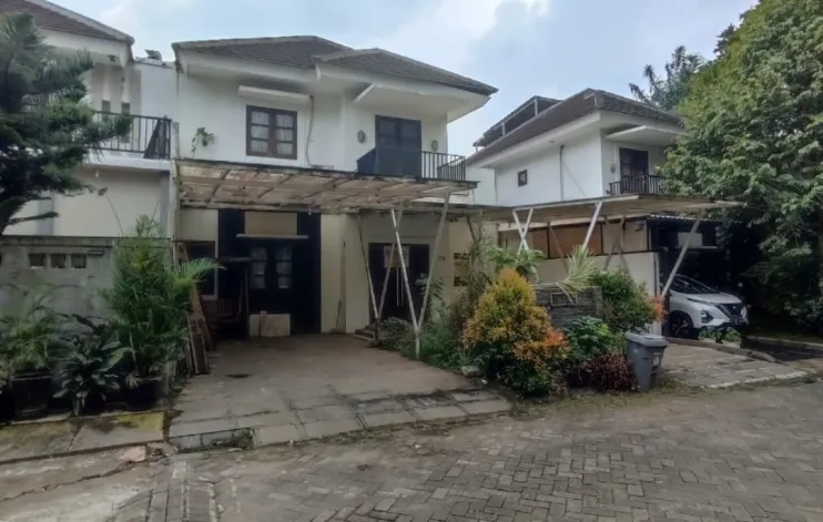 3 Bedrooms Bumi Serpong Residence 3