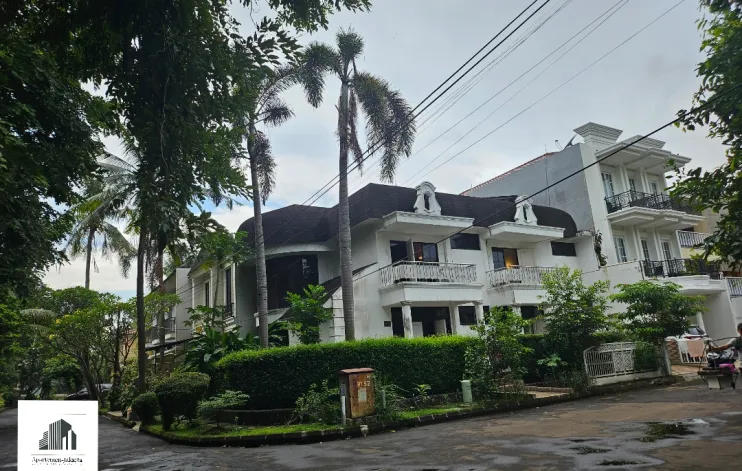 Best Price Luxury House At Bintaro Sector 8 2