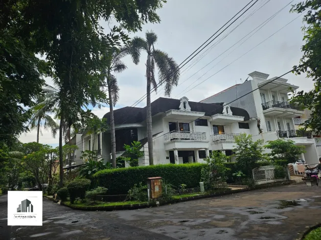 Rumah Dijual Best Price Luxury House At Bintaro Sector 8 2 watermark_1744169228307