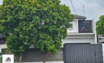 Rumah Dijual di Jakarta selatan 4 Bedrooms Luxury House At Pondok Pinang South Jakarta
