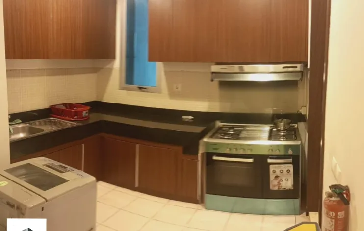 2 BR Tiffany Kemang Village Dengan Pemandangan Kota Sudirman 10