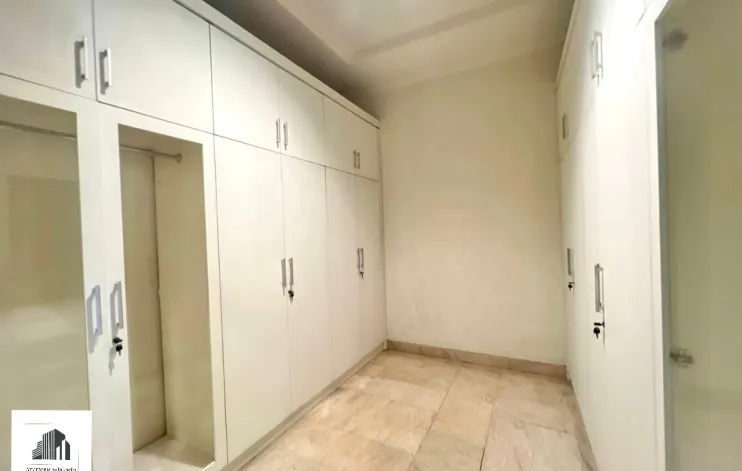 Rumah Mewah Klasik Modern 6 Kamar Di Area Kemang 19