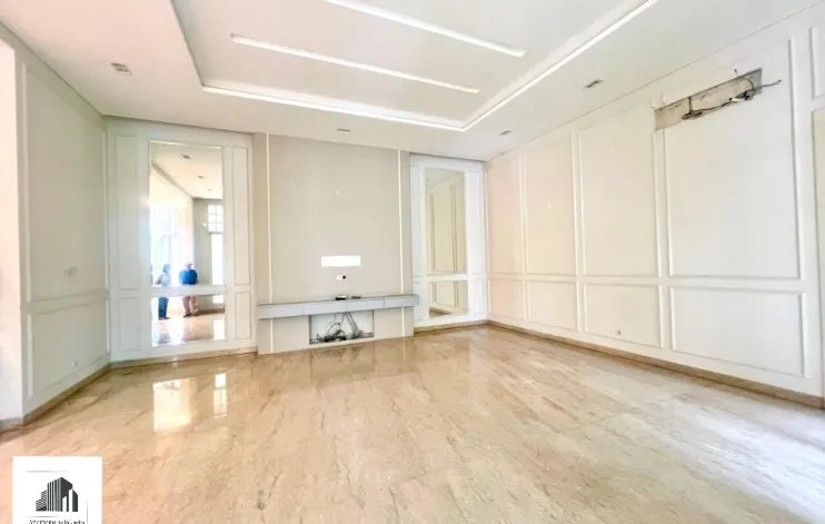 Rumah Mewah Klasik Modern 6 Kamar Di Area Kemang 1