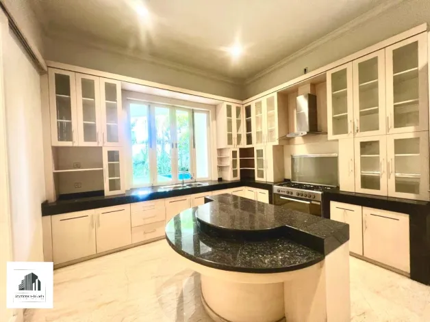 Rumah Disewa Rumah Mewah Klasik Modern 6 Kamar Di Area Kemang 9 watermark_1745469377237