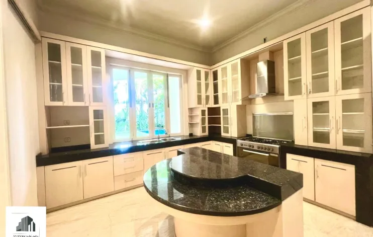 Rumah Mewah Klasik Modern 6 Kamar Di Area Kemang 9