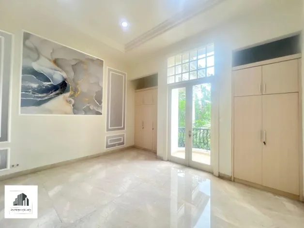 Rumah Disewa Rumah Mewah Klasik Modern 6 Kamar Di Area Kemang 16 watermark_1745470233671