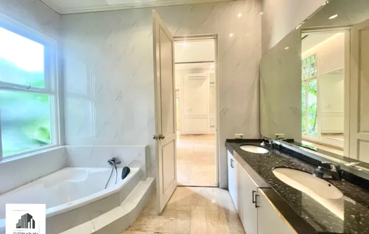 Rumah Mewah Klasik Modern 6 Kamar Di Area Kemang 20