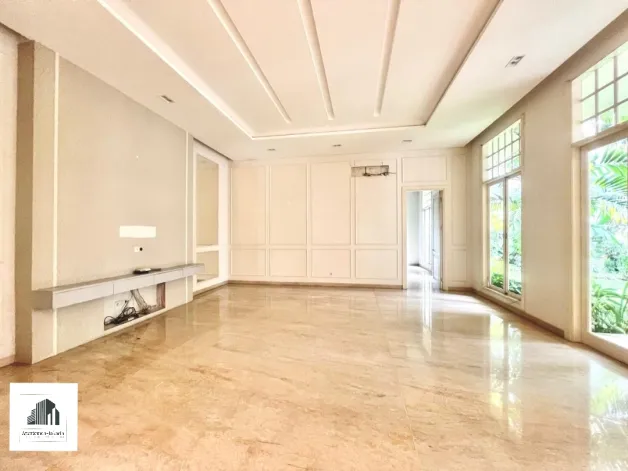 Rumah Disewa Rumah Mewah Klasik Modern 6 Kamar Di Area Kemang 2 watermark_1745470364855