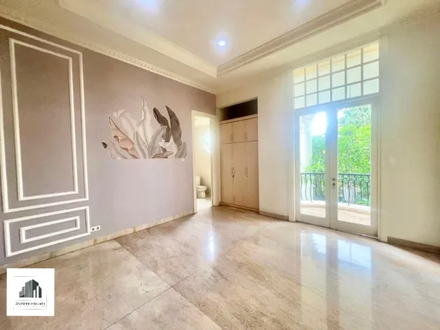 Rumah Disewa Rumah Mewah Klasik Modern 6 Kamar Di Area Kemang 18 watermark_1745470737155