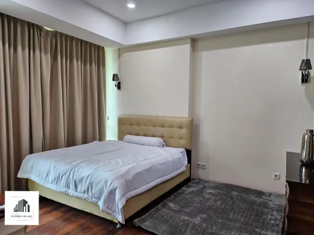 Apartemen Disewa 2 BR Apartemen Private Lift Lantai Rendah 7 watermark_1745476319853