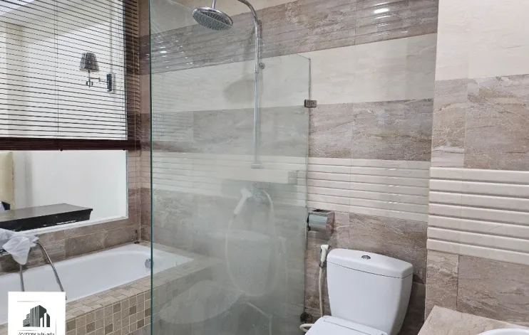 2 BR Apartemen Private Lift Lantai Rendah 9