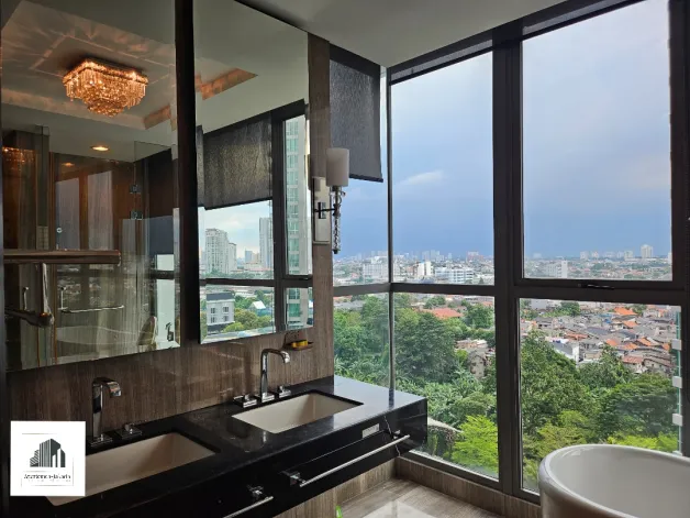 Apartemen Disewa 3 BR Lantai Renadah The Bloominton Kemang Village 11 watermark_1745844041614