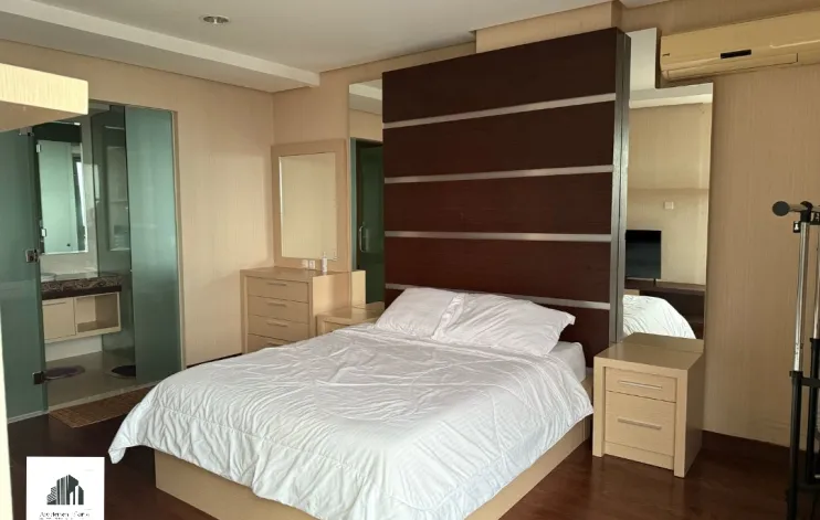 Fully Furnished Studio Kemang Mansion 4