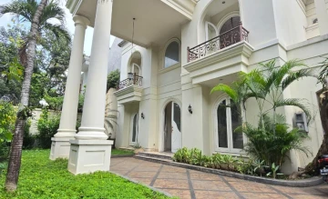 Rumah Disewa di Jakarta selatan Luxury House At Kemang Dalam South Jakarta