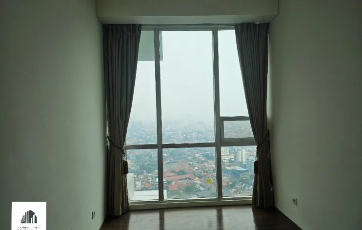 4 BR Semi Furnished Kemang Village City View 9