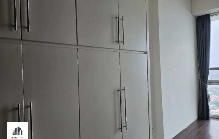 4 BR Semi Furnished Kemang Village City View 18