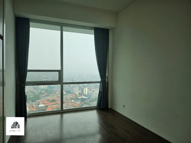 Apartemen Disewa 4 BR Semi Furnished Kemang Village City View 19 watermark_1748271415460