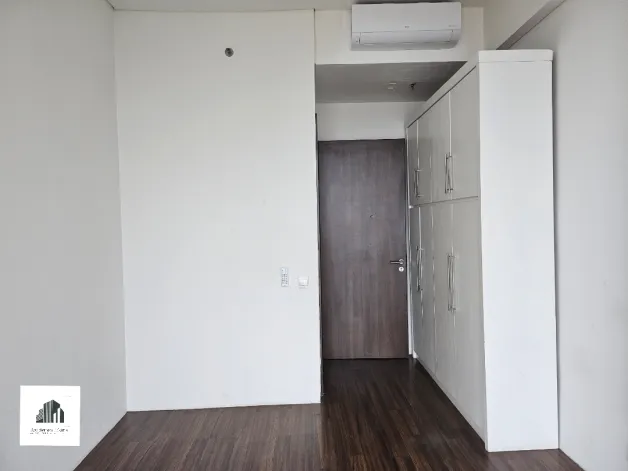 Apartemen Disewa 4 BR Semi Furnished Kemang Village City View 20 watermark_1748271440820