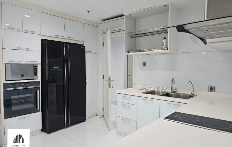 3 BR Modern Interior Unit Pet Allowed Kemang Village 2
