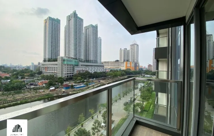 2 BR 57 Promenade Dengan View River 1