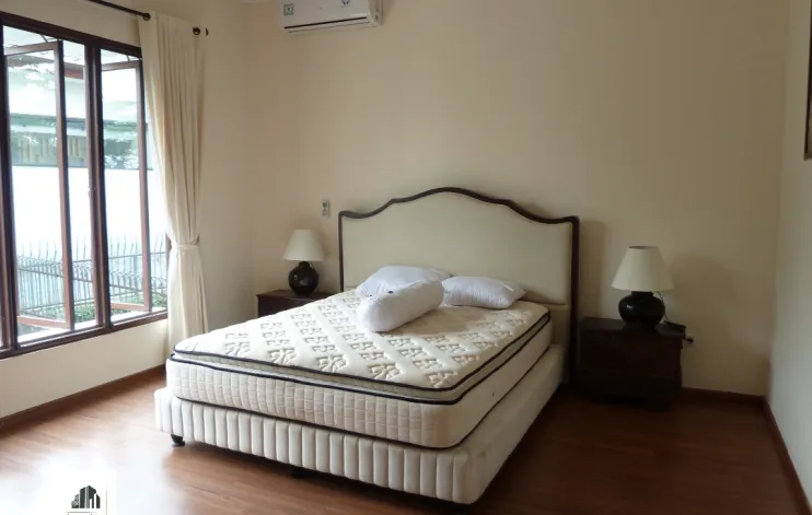 Rumah 4 Kamar Dalam Townhouse Di Ampera Jakarta Selatan 9