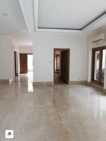 Rumah Disewa Rumah Mewah 5 Kamar Dalam Komplek Yang Asri Di Lebak Bulus 7 watermark_1760185065886