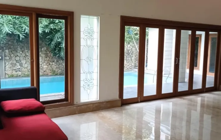 Rumah Mewah 5 Kamar Dalam Komplek Yang Asri Di Lebak Bulus 8