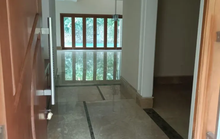 Rumah Mewah 5 Kamar Dalam Komplek Yang Asri Di Lebak Bulus 3