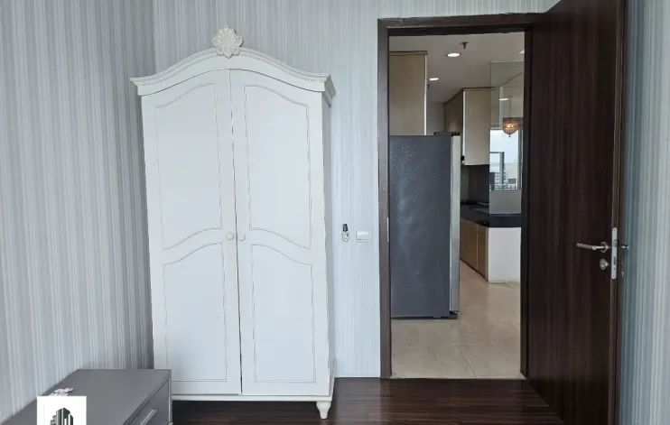 Kemang Village Apartemen 3 BR High Floor  12