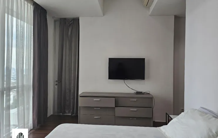 Kemang Village Apartemen 3 BR High Floor  17