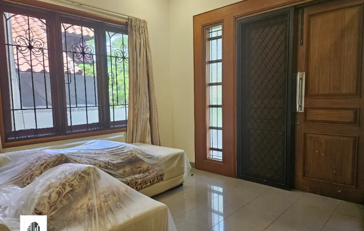 3BR House With Pool At Pondok Indah 10