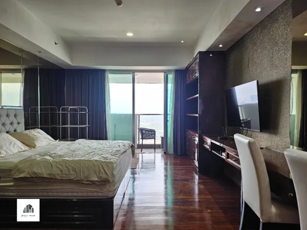Apartemen Disewa Studio Dengan Interior Klasik Dan terhubung Dengan Mall 4 watermark_1766492999277