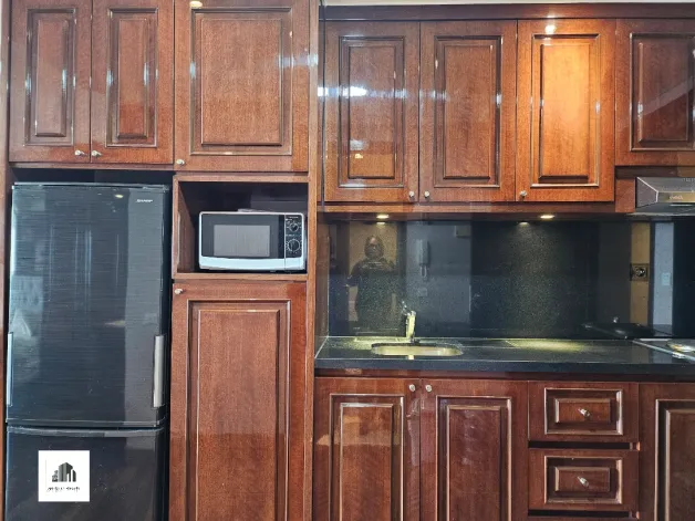 Apartemen Disewa Studio Dengan Interior Klasik Dan terhubung Dengan Mall 8 watermark_1766493179496