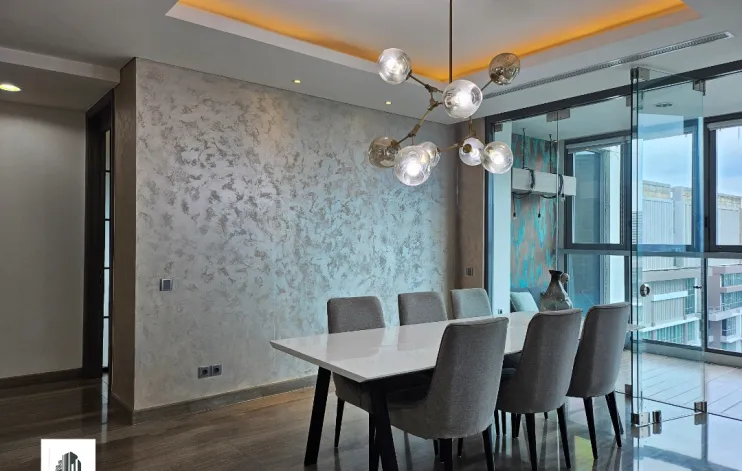 Luxury 4 BR double private lift apartment 3