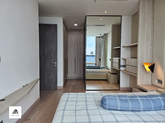 Apartemen Dijual Luxury 4 BR double private lift apartment 28 watermark_1766499887967