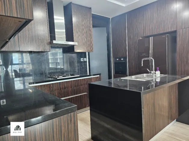 Apartemen Disewa 3 BR Bloomington Kemang Village Double Private Lift 4 watermark_1767702290427